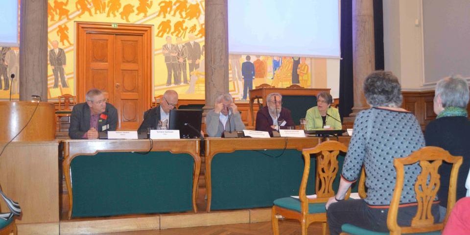 Panel in Faellessalen 2015 Panel at nuclear waste conference in Faellessalen in 2015